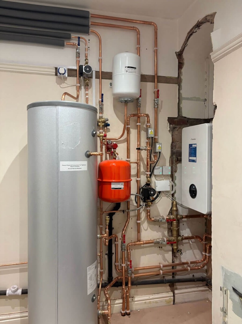 A Burgess Gas install: new boiler, cylinder and copper pipework